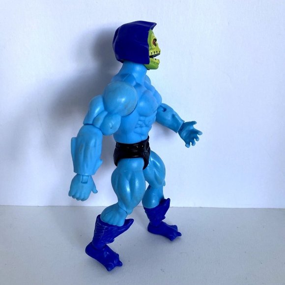 Mattel Skeletor Masters of the Universe MOTU Origins Action Figure GNN88 - Picture 2 of 7